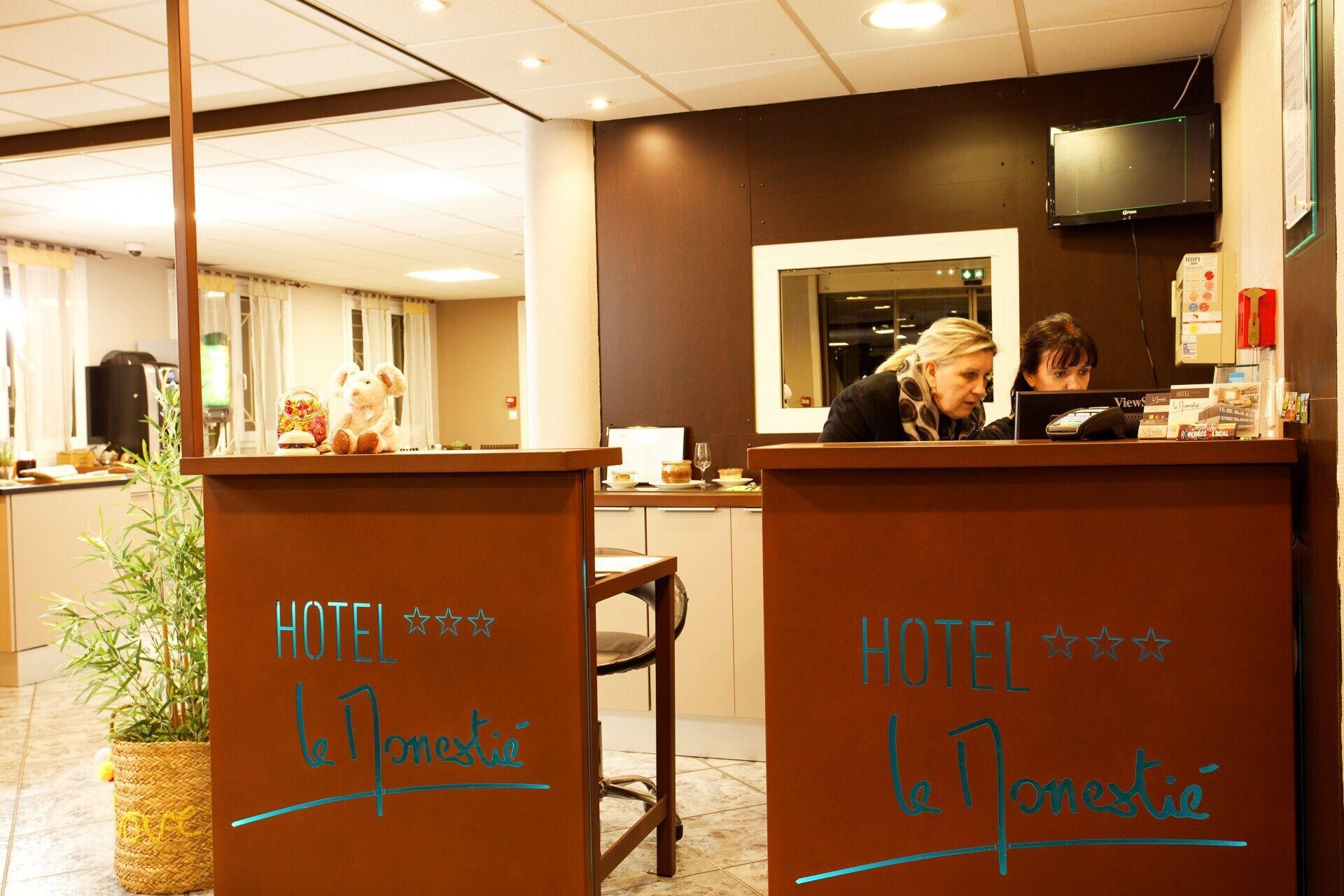 Boujan-sur-Libron Sure Hotel By Best Western Beziers Le Monestie מראה חיצוני תמונה